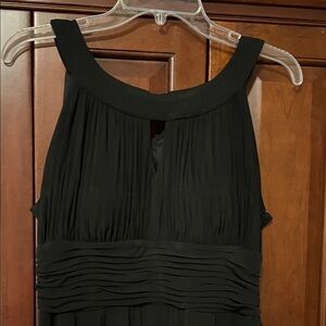 Elegant Black Sleeveless Dress